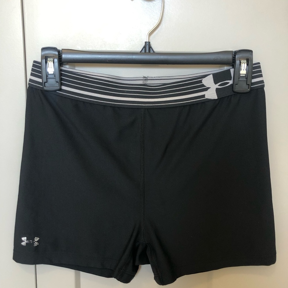 Medium black Under Armour compression shorts
